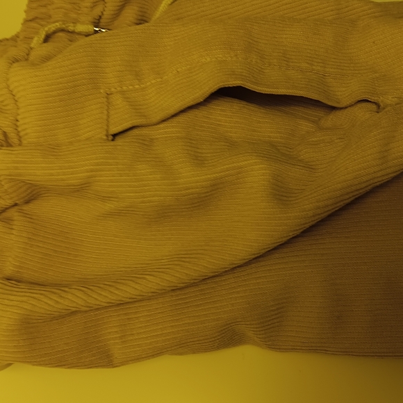 Custom -CARHARTTT- Corduroy light weight shorts - Picture 4 of 6